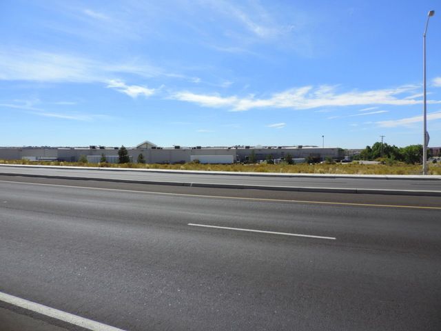 5001 Redwood Ave, Farmington, NM 87402